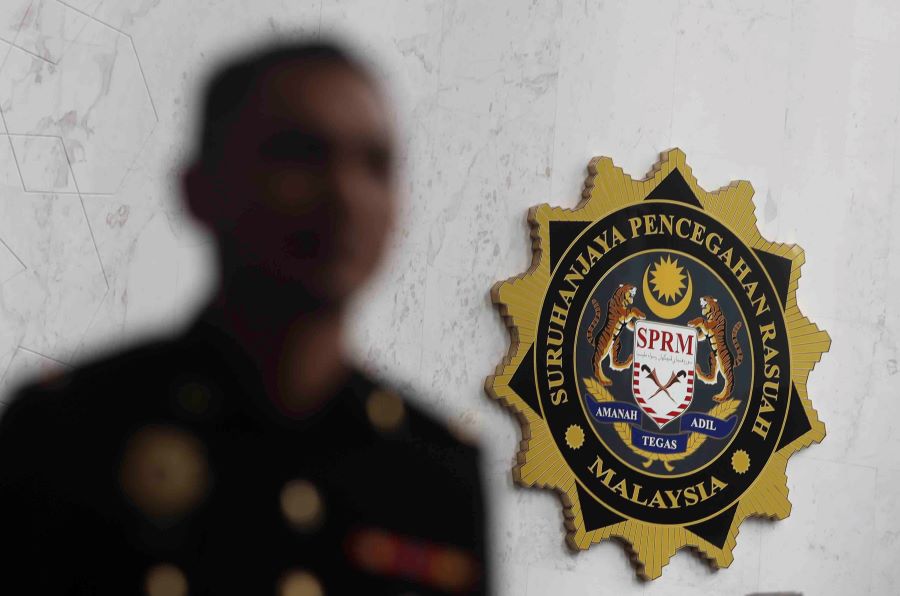 Dakwaan bekas menteri seleweng RM1.1 bilion, SPRM teliti keseluruhan laporan