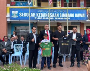 Gadang Holdings komited sokong pembangunan bola sepak akar umbi