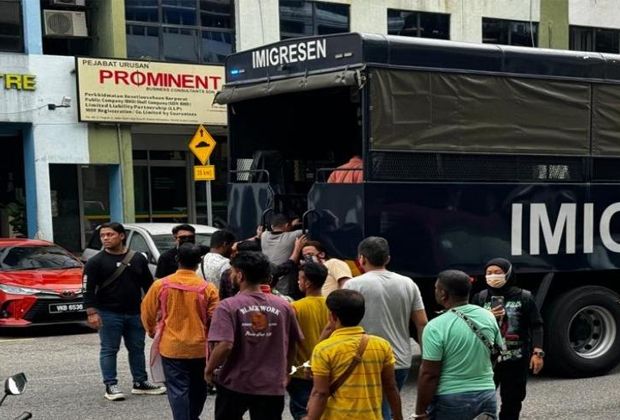 Immigration arrests foreigners for violating entry laws, regardless of nationality, says deputy DG