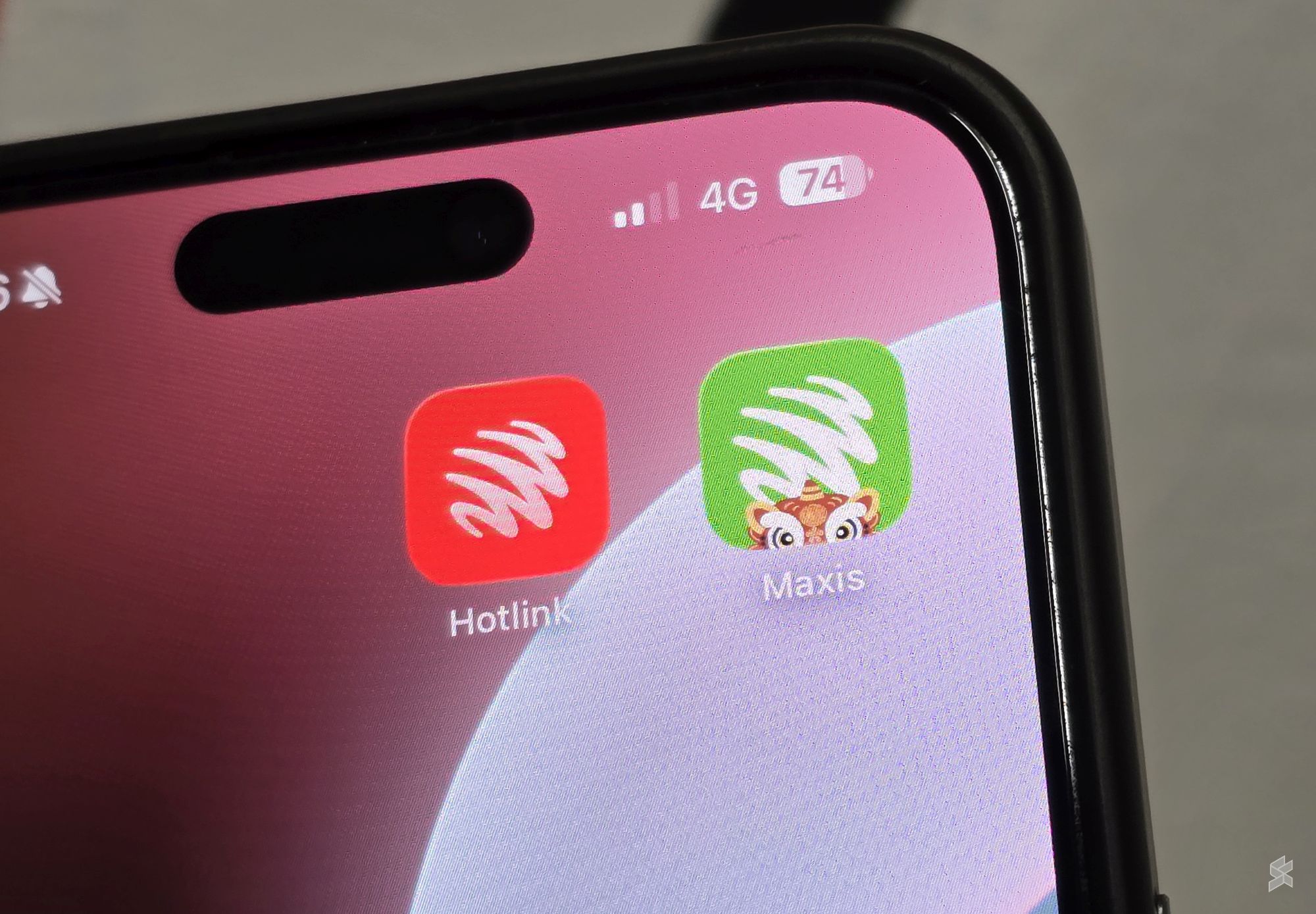 Maxis migrates mission-critical workloads, including Maxis and Hotlink apps, to AWS Malaysia Region