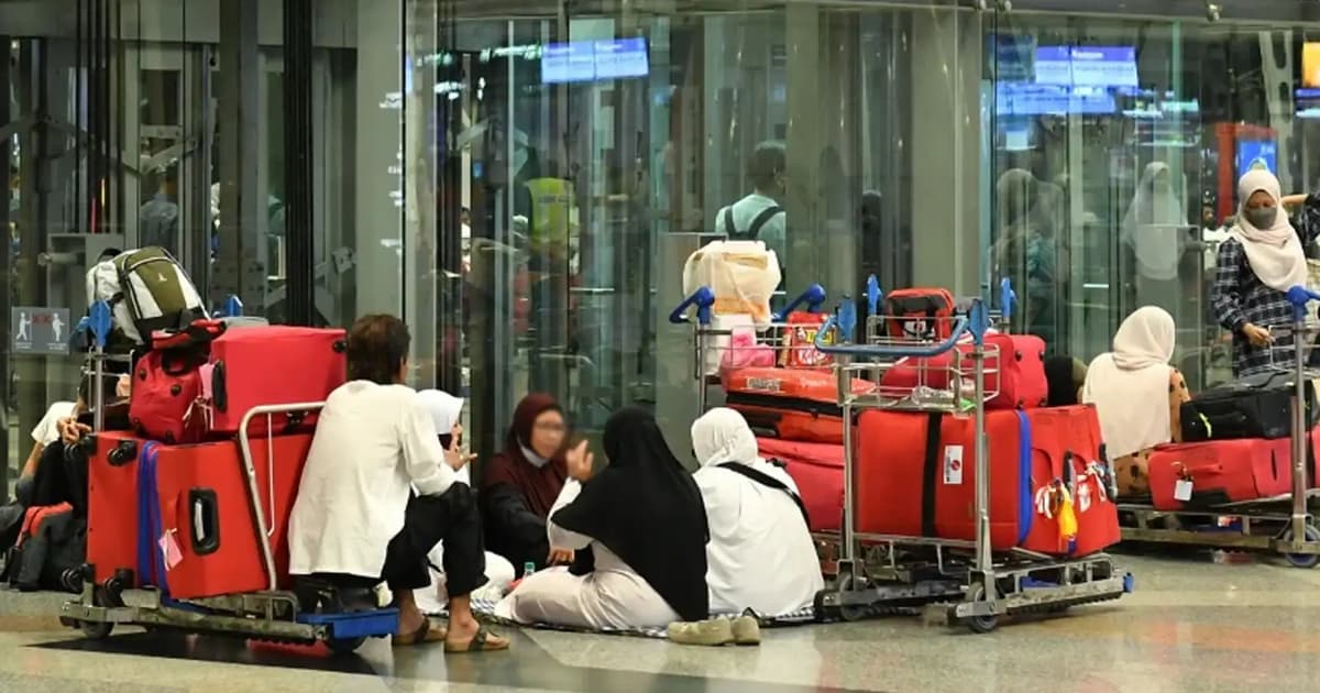 More pilgrims demand criminal charges against now-defunct travel agency