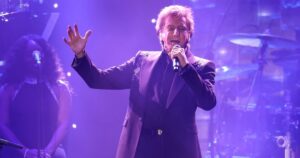 #SHOWBIZ: Barry Manilow cancels Las Vegas shows but 'doing great' post-surgery