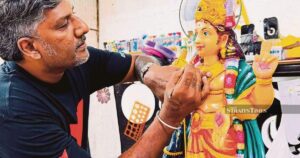 White-feathered kavadi, lifelong devotion [WATCH]