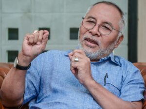 ‘Henti curah minyak ke api’– Khir Toyo