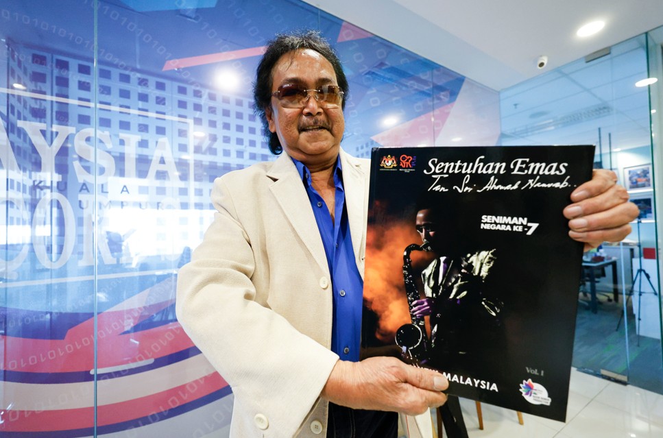 Ahmad Nawab kalahkan P.Ramlee - Utusan Malaysia