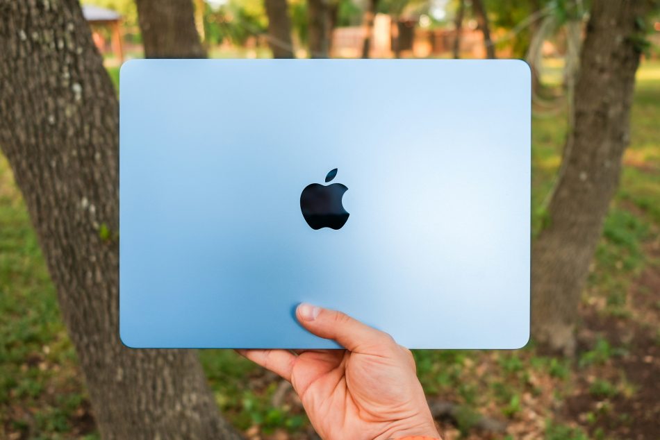 Apple Menguji Teknik Aluminium Cetakan 3D Untuk iPhone dan Apple Watch