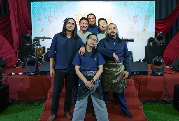 Mana mungkin berdiam jika artis disamakan dengan air mazi