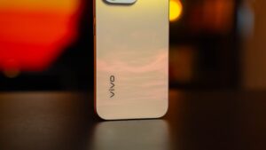 Vivo Dan iQOO Dilaporkan Turut Naikkan Harga Peranti Di China