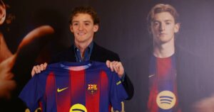 Barcelona sign winger Gordon from Newcastle