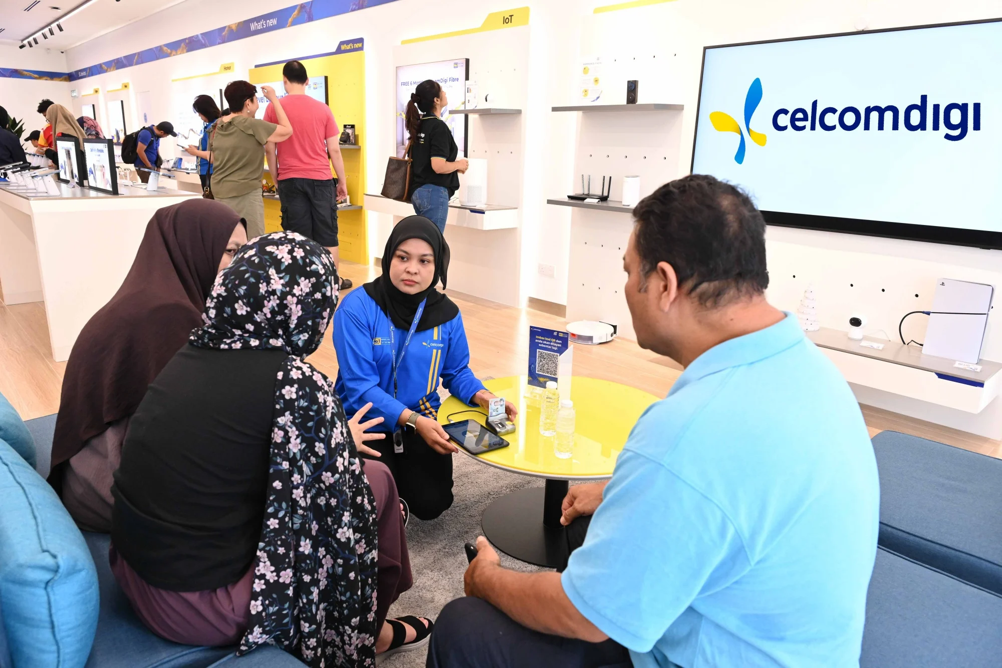 CelcomDigi customer support