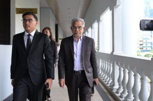 Kes pecah amanah Daud Bakar: Pendakwaan serah dokumen SSM
