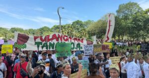 Orang Asli submit memo on customary land rights to Zahid