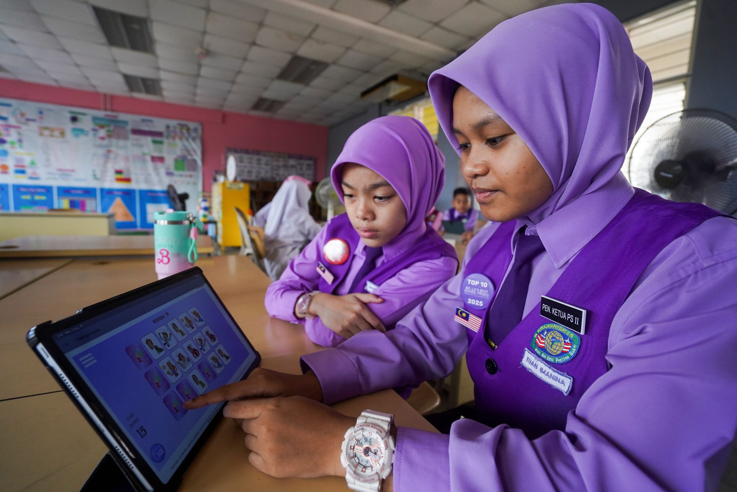 Lindungi anak dari dunia media sosial