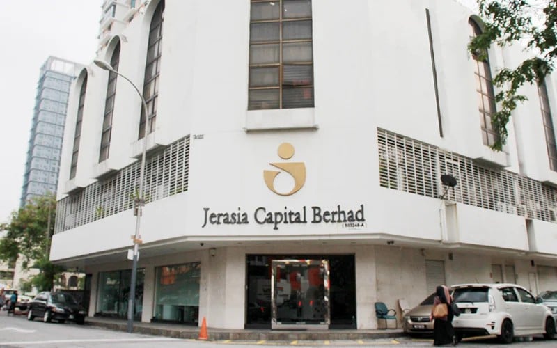 3 directors of apparel firm in liquidation fined RM50,000 by Bursa