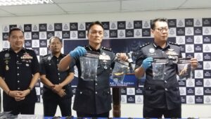 351 pistol tiruan dirampas, penjualan sasar pelajar sekolah