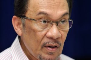 Agricultural cartels must end, says PM