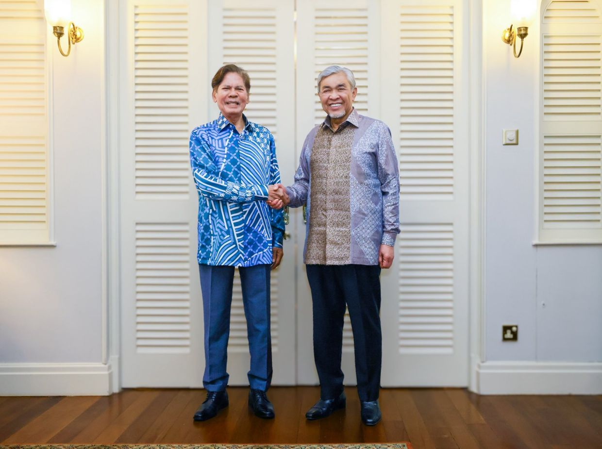 Ahmad Zahid pays courtesy call on Penang Governor