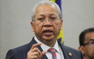 Annuar Musa urges PN to back GRS in Sabah polls