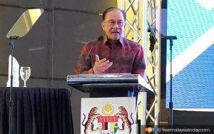 Anwar calls for stronger Asean research ties to cut medical costs