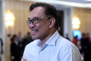Anwar to consider land title request of Felda Lahad Datu folks