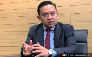 Asking Bersatu to dissolve an outdated, irrelevant proposal, says Wan Saiful