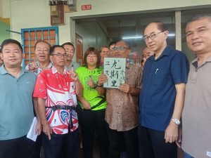 Ayer Kuning folk gives warm welcome to newly elected assemblyman