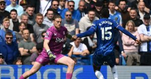 Chelsea beat Everton 1-0 to reignite Champions League hopes
