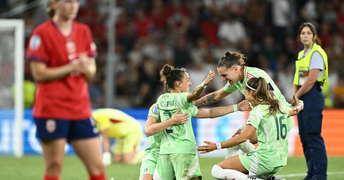Emotion, unity and drive help Italy end 28-year wait to reach Euro semi-finals