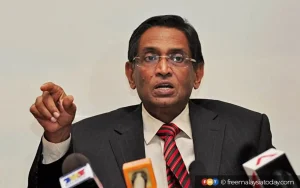 Ex-health minister urges govt to postpone mandatory drug price display