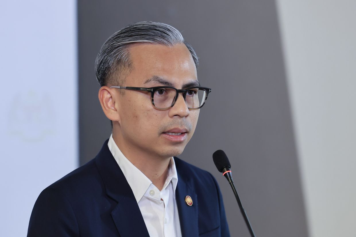 Fahmi to help resolve maintenance arrears issue at Taman Seri Sentosa