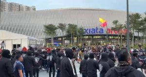 Fans clash outside National Stadium before JDT-Sri Pahang final