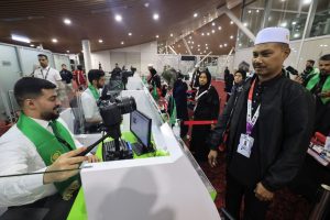 First group of Malaysian pilgrims departs for haj