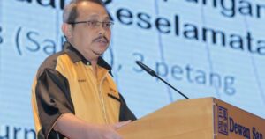 Former MACC chief urges reform on travel restrictions