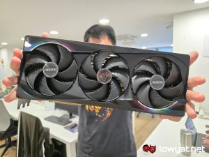 Gigabyte Aorus Master RTX 5080 OC Review: Chonky, Triple-Fan Gamer