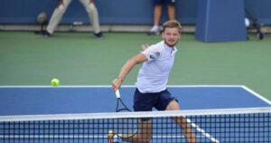 Goffin returns from injury and triumphs in Gstaad
