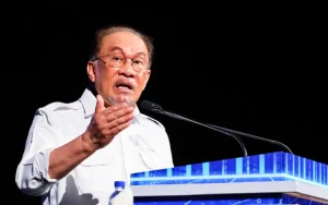 Govt launches Madani discount card for union members