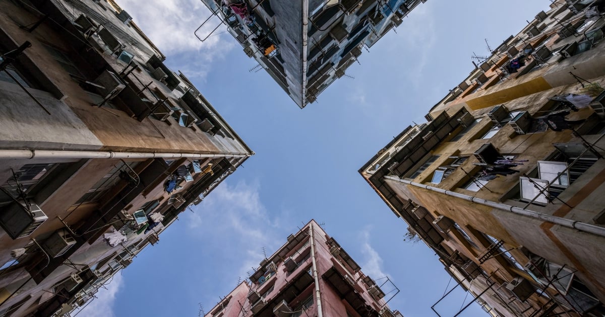 Hong Kong home prices fall for a fourth month in March