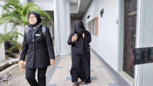 Ibu mengandung didakwa jadi doktor gigi palsu