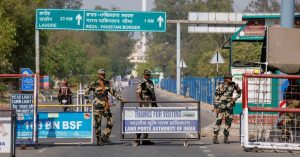 Indian and Pakistani troops exchange fire across Kashmir border
