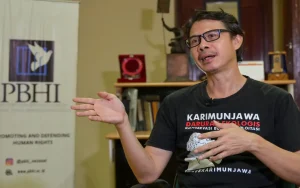 Indonesian court bans govt from filing defamation complaints
