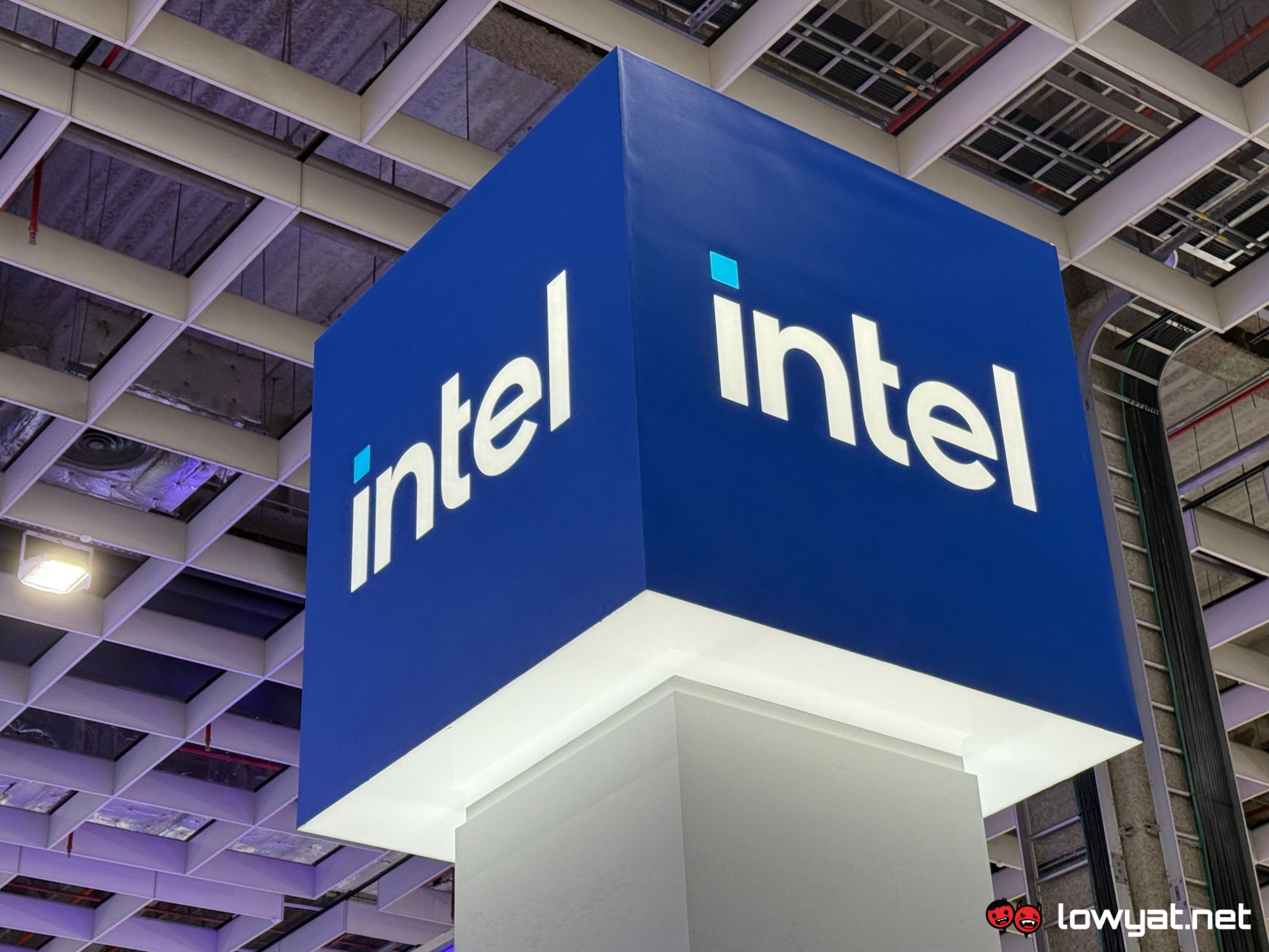 Intel, AMD Chips Are Still Entering Russia Thanks To Sanction Workarounds