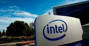 Intel shares drop on weak forecast despite new CEO
