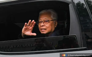 Ismail Sabri at MACC HQ for 9th day of questioning
