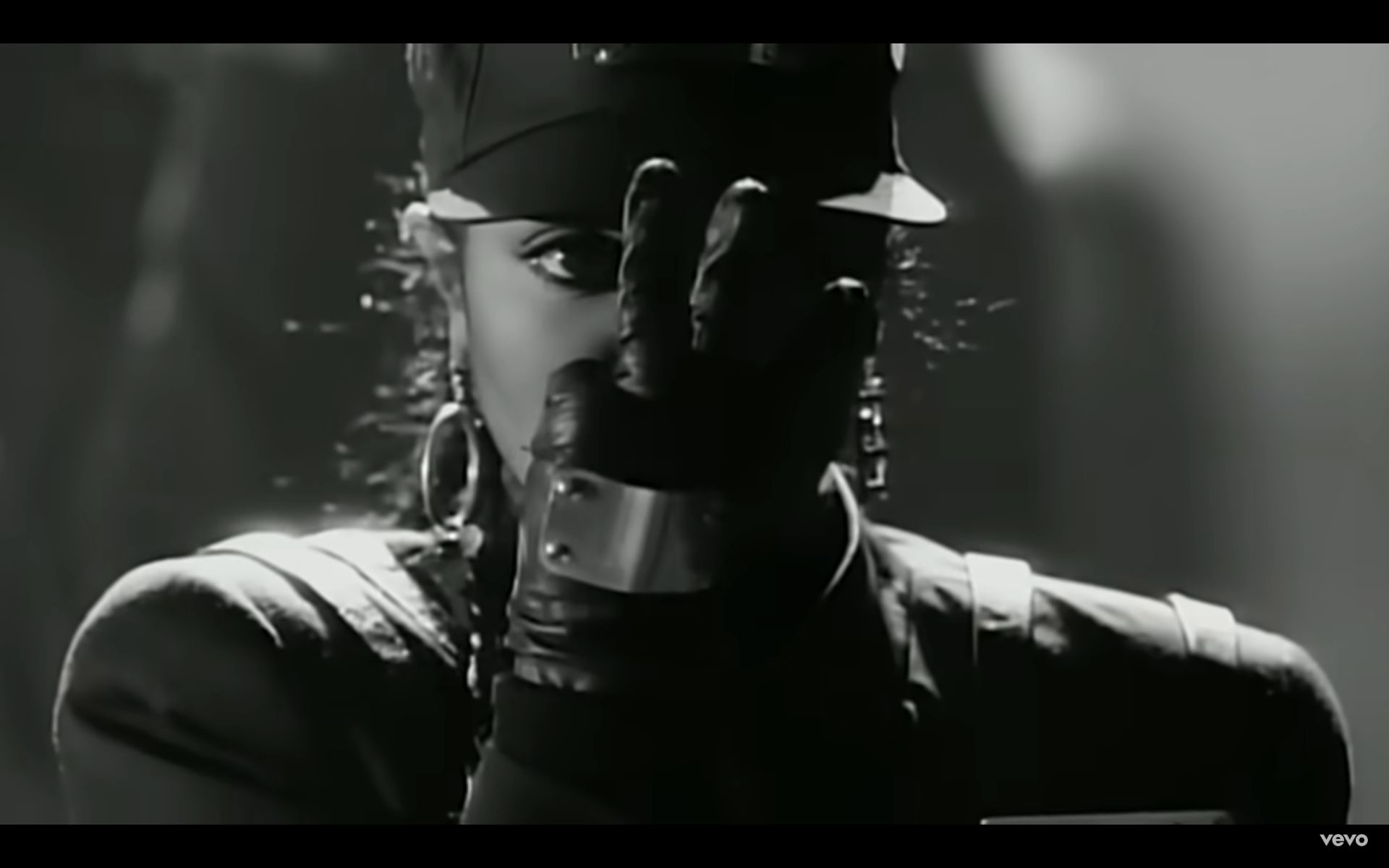 Janet-Jackson-Rhythm-Nation-1