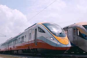 ktmb ets train special ge15