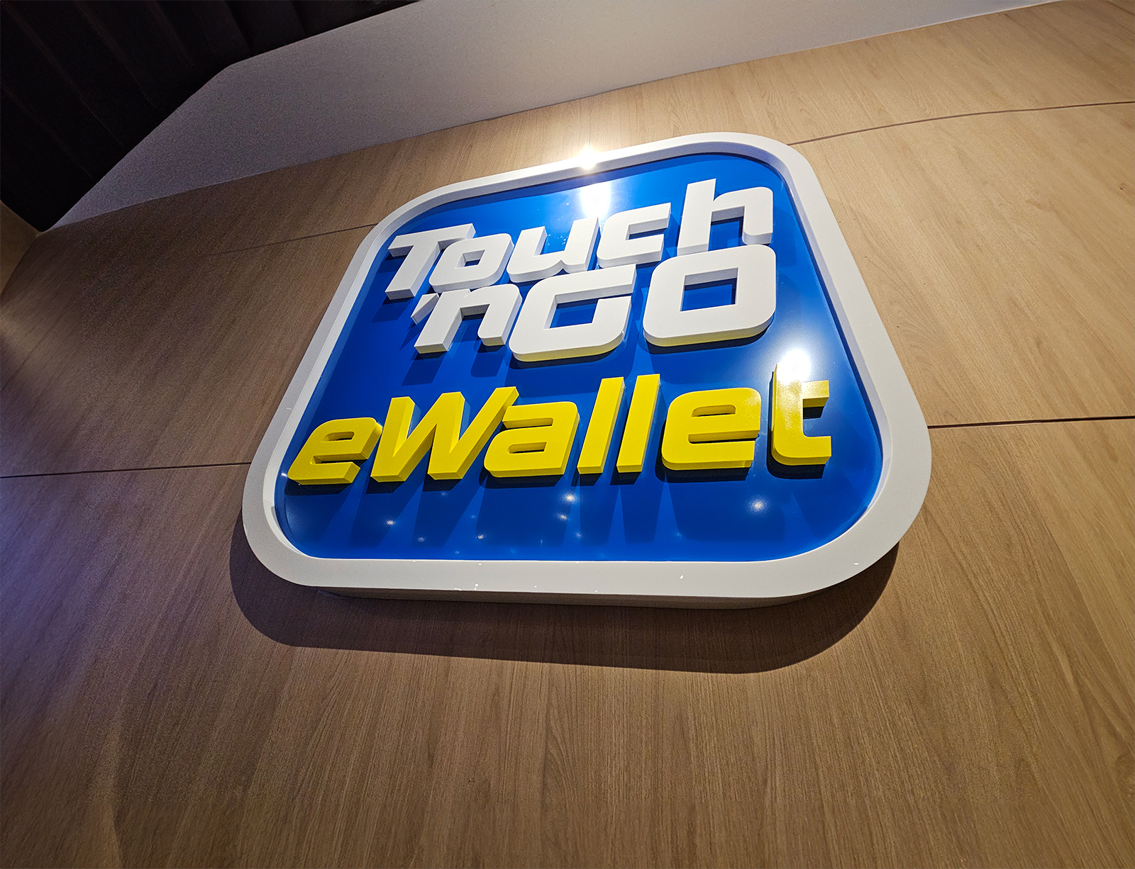 KakiTangan.com lets you pay staff salaries to TNG eWallet