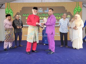 Khalid dedah kandungan surat saman fitnah kepada Rafidah minggu depan