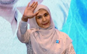 Leaders must listen to people when in power, says Nurul Izzah