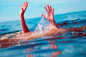 Man drowns after swept away in Sungai Kenerong currents