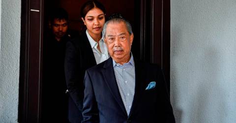 Muhyiddin allowed temporary release of passport